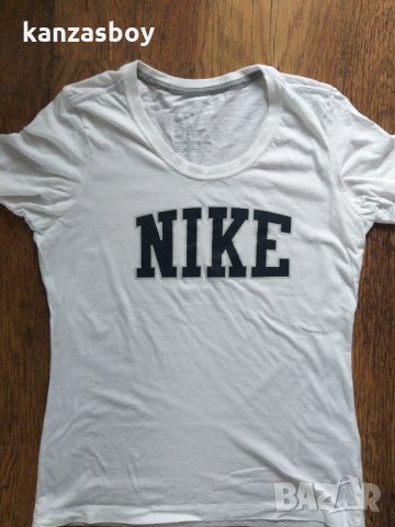 Nike - страхотна дамска тениска, снимка 4 - Тениски - 33152072