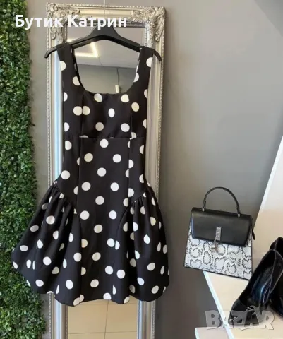 Черна рокля на точки, снимка 1