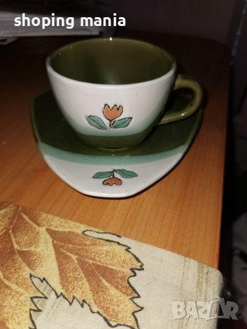 Дизайнерска чаша с чиния за кафе