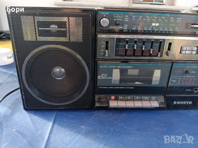 SANYO C12 MK Радиокасетофон, снимка 2 - Радиокасетофони, транзистори - 44024610