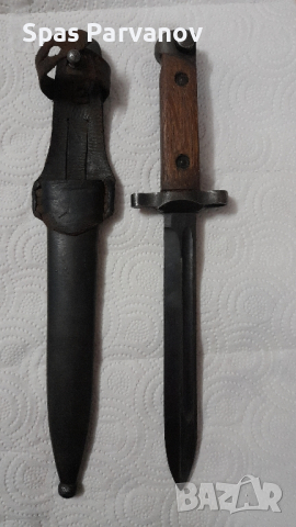 Войнишки ножове от Италия 1938г.и отЧехия1958г, снимка 2 - Антикварни и старинни предмети - 44865403