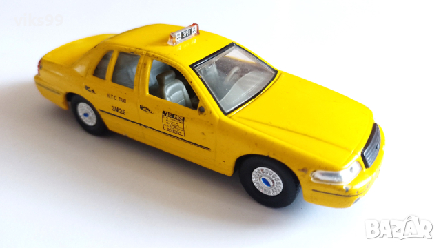 Amercom New York City Taxi Ford Crown Victoria 1992, снимка 6 - Колекции - 44879301