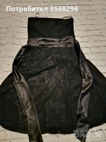 Къса черна дантелена рокля