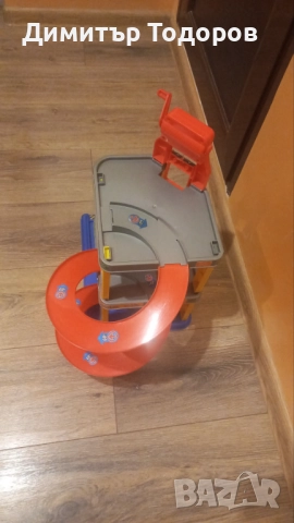 Детска писта гараж- паркинг, снимка 3 - Коли, камиони, мотори, писти - 51863358