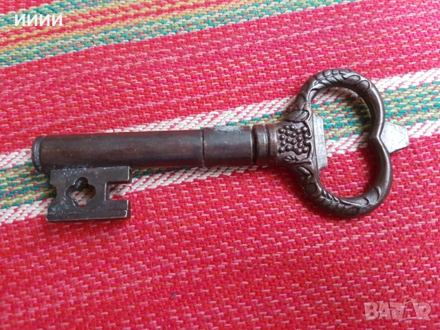 Ключ тирбушон отвертка