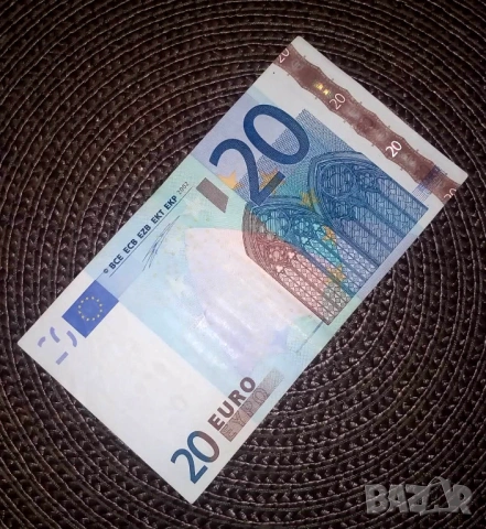 Банкнота 20 евро - 2002год., снимка 3 - Нумизматика и бонистика - 53447539