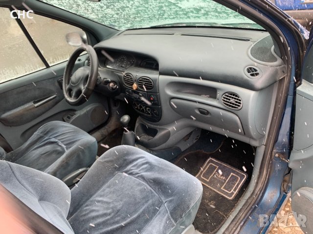 На части. Рено Меган Сценик, 1,6, бензин, 1998 година. Renault Megan Scenic, снимка 18 - Автомобили и джипове - 43899938
