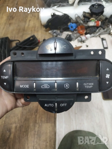 Панел управление климатик Kia Carens 2 , 0K2FB61190, снимка 2 - Части - 52939717