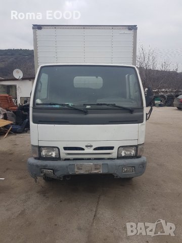 Нисан Кабстар-3,0/120к.с/04г-на части, снимка 2 - Камиони - 27678628