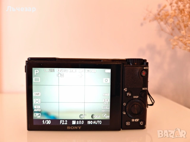 SONY RX100 IV, снимка 4 - Фотоапарати - 53220134