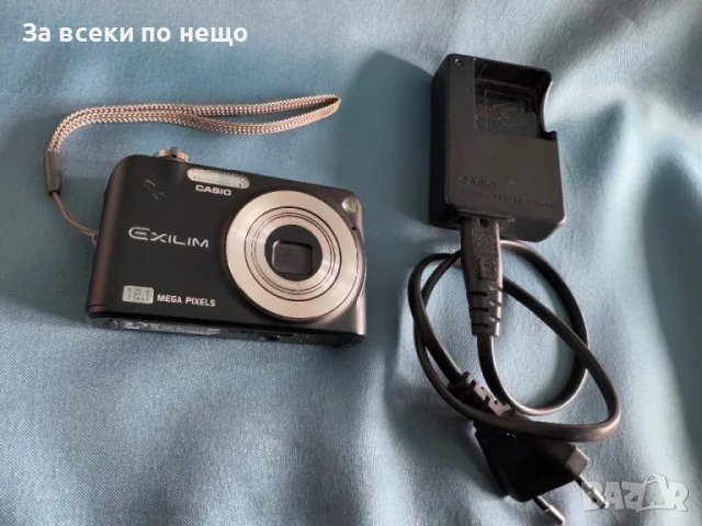 Цифров фотоапарат  Casio EXILIM EX-Z1200 , 12.1MP optical 3x, снимка 2 - Фотоапарати - 48878269