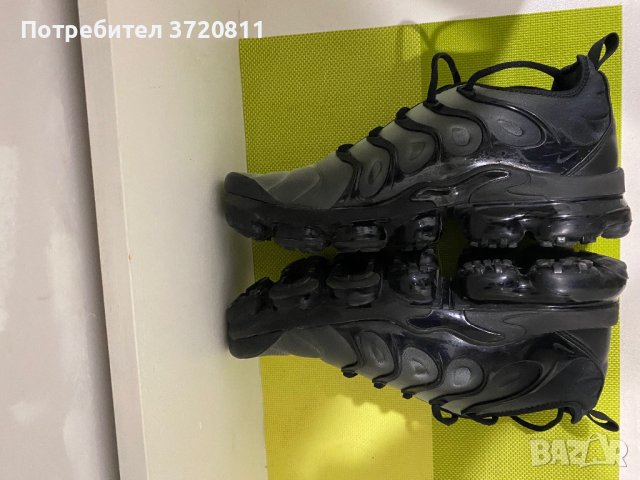 Обувки Nike Vapormax plus , снимка 3 - Маратонки - 43352352