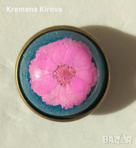 Дамски пръстени с естествени цветя в смола. Идея за подарък. Различни видове., снимка 6 - Пръстени - 32884300