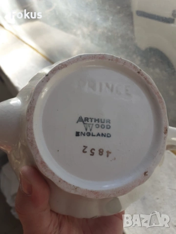 Английски порцелан чайник позлата роза маркировка, снимка 5 - Антикварни и старинни предмети - 53353911