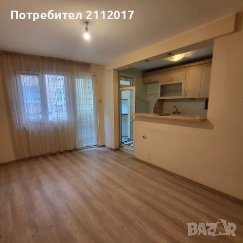 3-стаен апартамент, тухла, Кършияка, снимка 3 - Апартаменти - 52652005