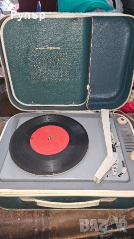 ретро грамофон куфар, снимка 1 - Антикварни и старинни предмети - 44077568