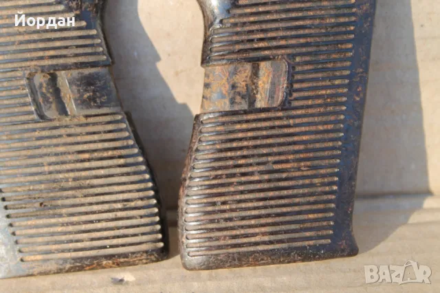 Чирени/дръжки за Чешки пистолет ''ТТ'', снимка 5 - Колекции - 49575934