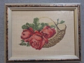 Гоблен рози в панер с рамка, снимка 2