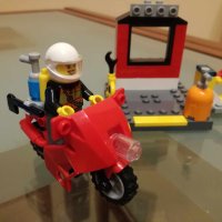 Конструктор Лего - LEGO Fire 10685 - Fire Suitcase, снимка 2 - Конструктори - 43467484