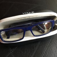 Диоптрични очила Vogue, снимка 2 - Слънчеви и диоптрични очила - 32608355