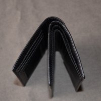 Piquadro Omicron луксозен малък вертикален портфейл до 17 карти, снимка 8 - Портфейли, портмонета - 32742482