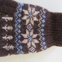 Машинно плетени вълнени ръкавици с един пръст и алпийска шарка, снимка 2 - Ръкавици - 43467470
