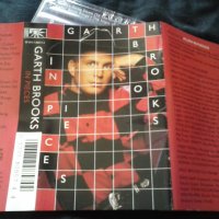 Garth Brooks ‎– In Pieces оригинална касета, снимка 1 - Аудио касети - 35369036