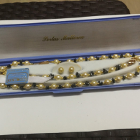 Комплект перлени накити от Майорка, снимка 2 - Бижутерийни комплекти - 44883618