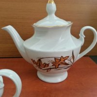 руски  порцелан чайник  захарница латиера , снимка 2 - Антикварни и старинни предмети - 27021724