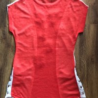 Нова Дамска блузка, снимка 2 - Тениски - 32761662
