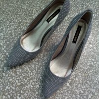 Дамски елегантни обувки Victoria Delеf, нови, с кутия, сиви, снимка 7 - Дамски обувки на ток - 28239342