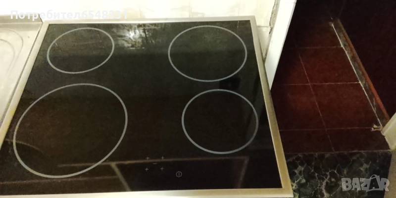 Керамичен  плот за вграждане Електролукс  с 4 котлона, снимка 1