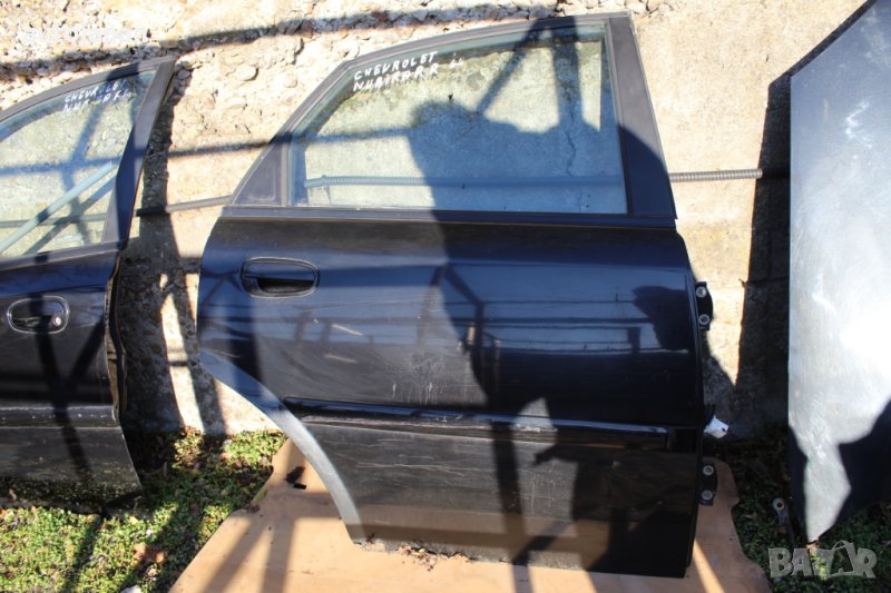 Задна дясна врата Шевролет нубира седан 04г Chevrolet nubira sedan 2004, снимка 1