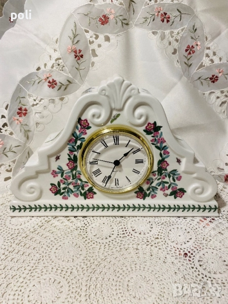 порцеланов настолен часовник , снимка 1