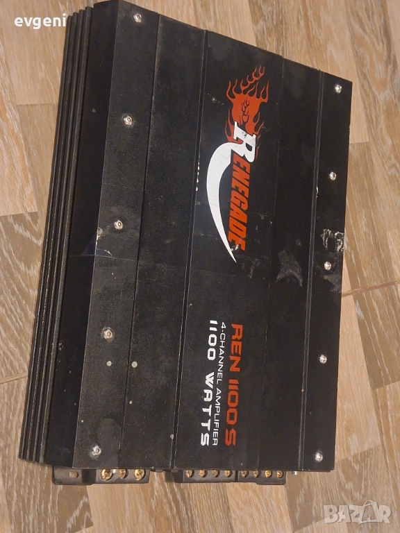 Продавам мощен 4-канален усилвател за кола Renegade , снимка 1