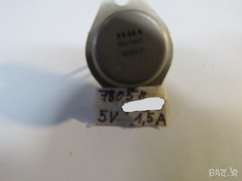  Стабилизатор на напрежение 7805 - 5 волта (метален корпус ) TESLA - 5 волта на 1,5 ампера , снимка 1