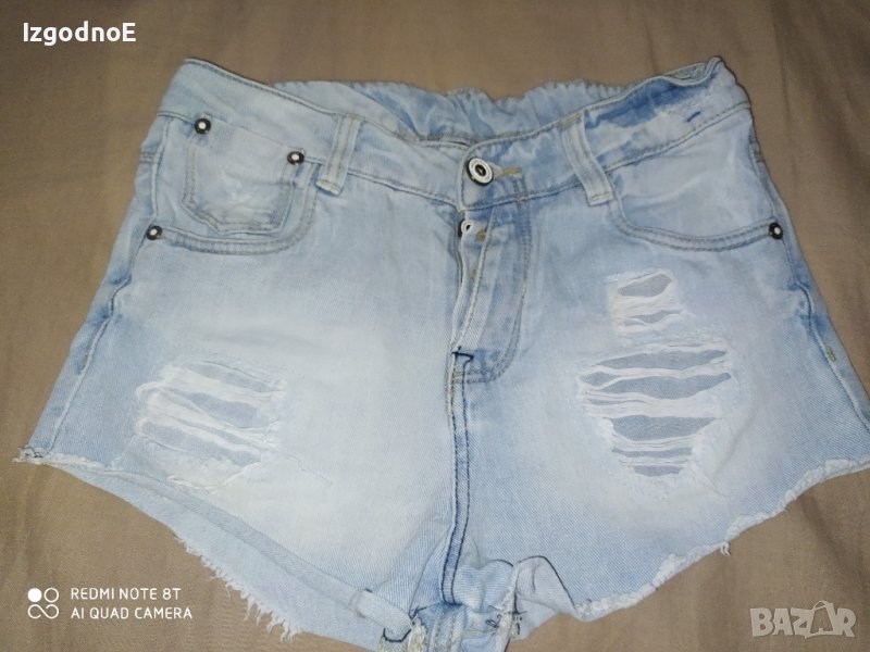 146 къси накъсани дънкови панталонки, снимка 1