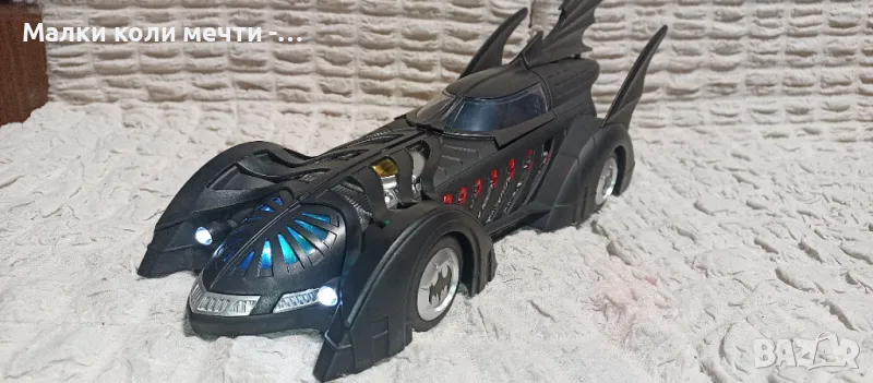 Метална кола Batmobile - мащаб 1:18, снимка 1