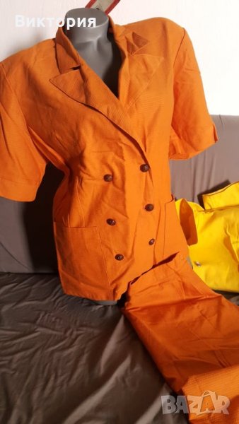Готин портокалов костюм, снимка 1