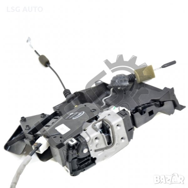 Брава предна дясна врата Mercedes-Benz C-Class 204 (W/S/C) 2007-2014 MB280320N-137, снимка 1