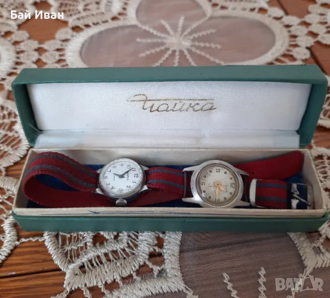 Дамски ръчен механичен часовник 2 броя - Чайка - топ цена !, снимка 1