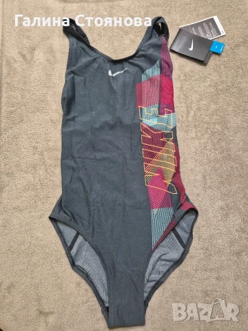 Бански костюм на NIKE 
