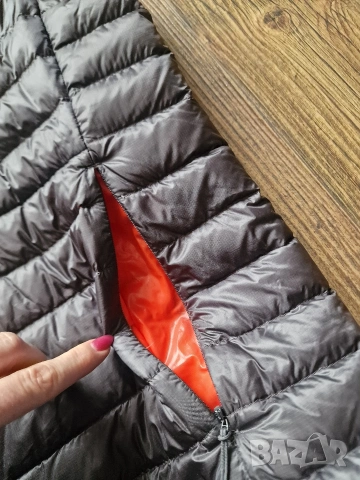 Страхотна мъжка грейка елек HAGLOFS размер XL , снимка 6 - Якета - 53335309