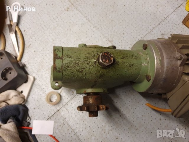 Монофазен ел.двигател/електромотор/електродвигател 0.75kW редуктор  30 оборота, снимка 2 - Електродвигатели - 28958030