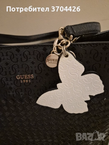 Дамска чанта GUESS, снимка 2 - Чанти - 52918907
