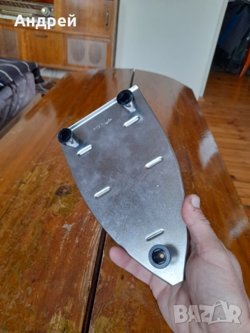 Стара поставка за ютия #10, снимка 4 - Други ценни предмети - 53597066