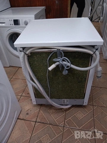 Свободно стояща съдомиялна Бош Bosch Serie 4 A+++ 60см Made in Germany 2 години Гаранция!, снимка 2 - Съдомиялни - 53461359