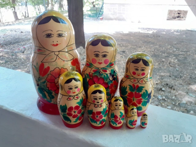 МАТРЬОШКА СТАРА СЪВЕТСКА КУКЛА 8 БРОЯ В ЕДНО