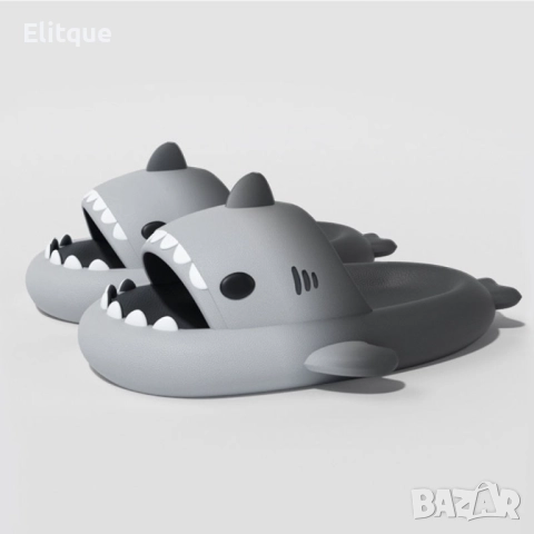 Стилни, удобни и неустоими акула чехли