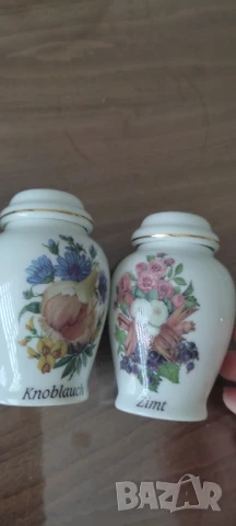 Пълен комплект порцеланови бурканчета за подправки + етажерка* Бижуто в кухнята, снимка 6 - Сервизи - 50442626